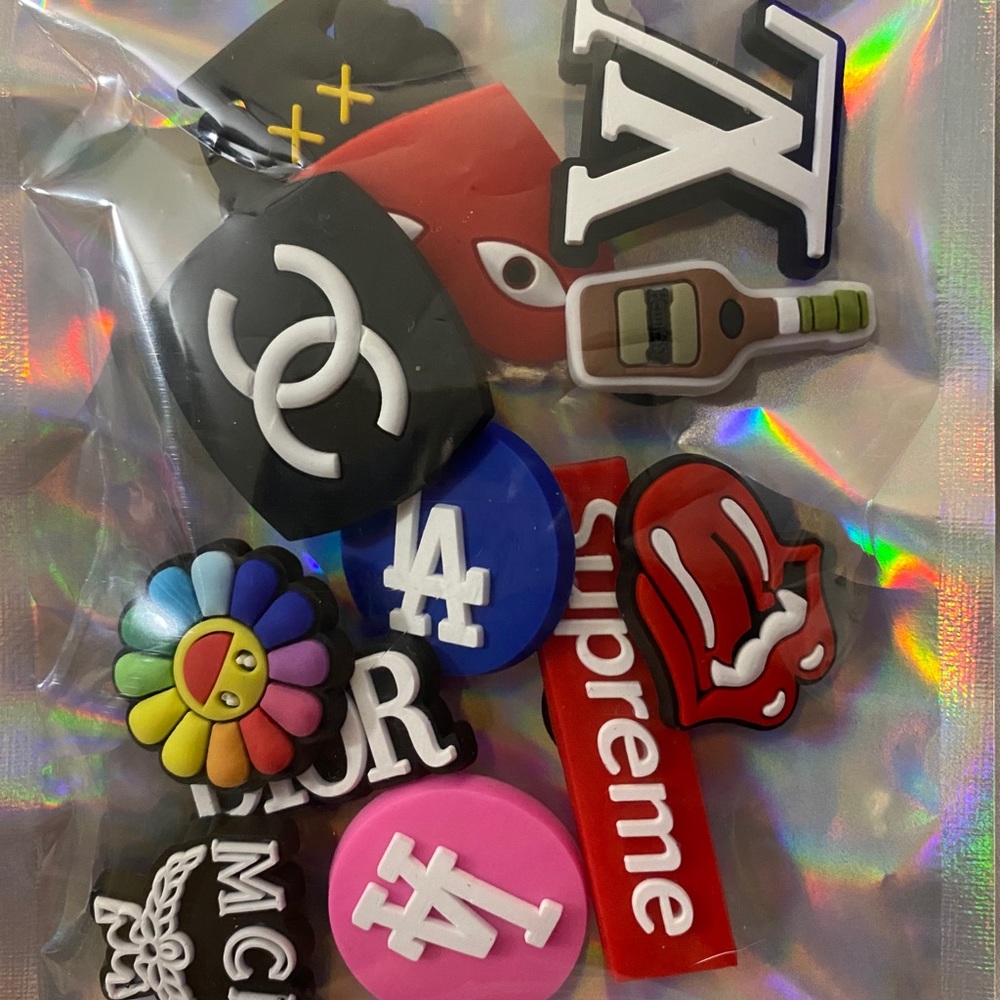 Croc Charm Bundle Pack! - image 3